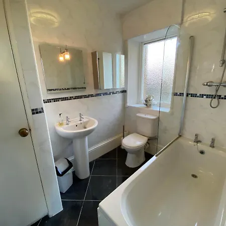 Bellfield Country * Masham