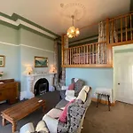 Bellfield Country * Masham