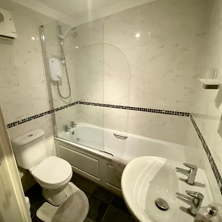 Bellfield Country Апартаменты *