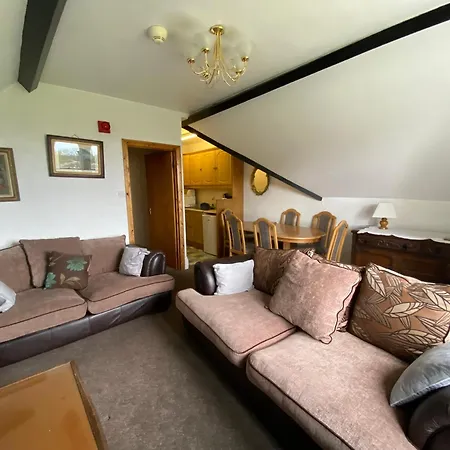 Bellfield Country * מסהאם