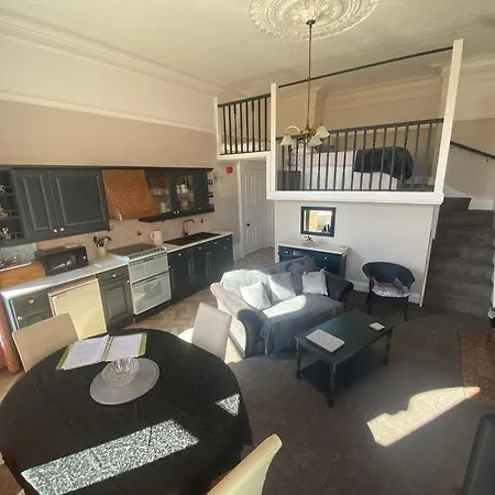 Bellfield Country Машам