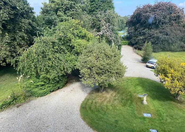 Bellfield Country * Masham