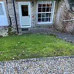 Bellfield Country * Masham