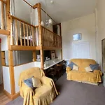 Bellfield Country * Masham