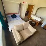 Bellfield Country Apartamento *