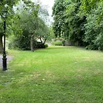 Bellfield Country * Masham