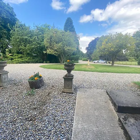 Bellfield Country Daire
